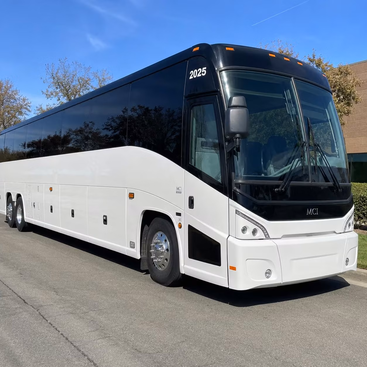 concert bus rentals to usana amphitheatre from west jordan