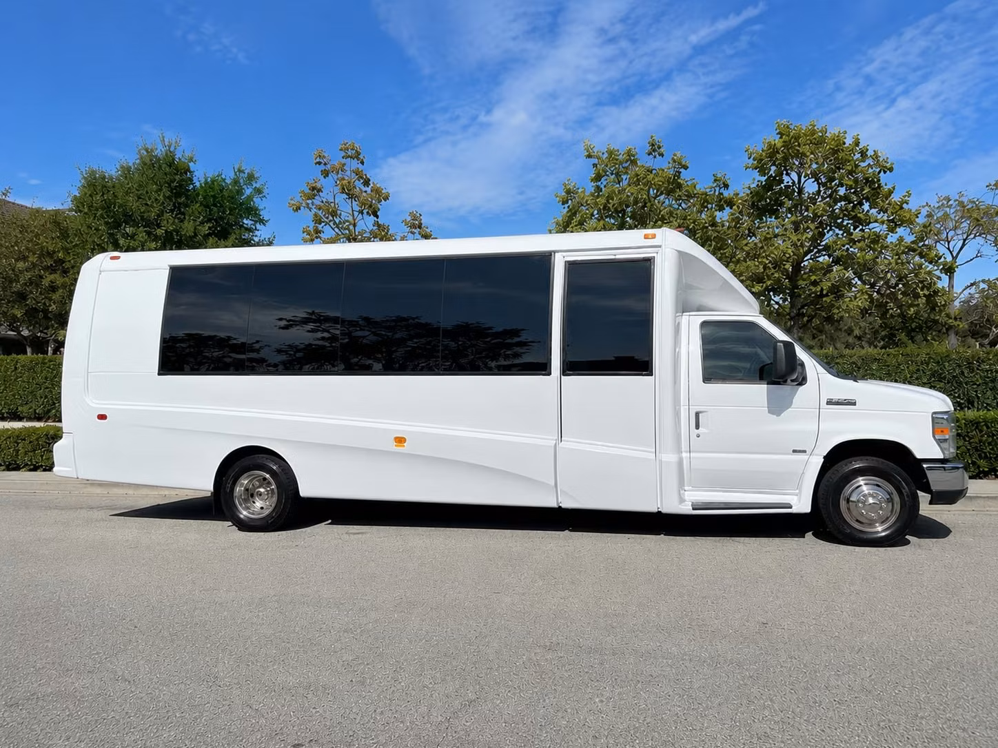 minibus rentals for small west jordan prom groups right sized for your group